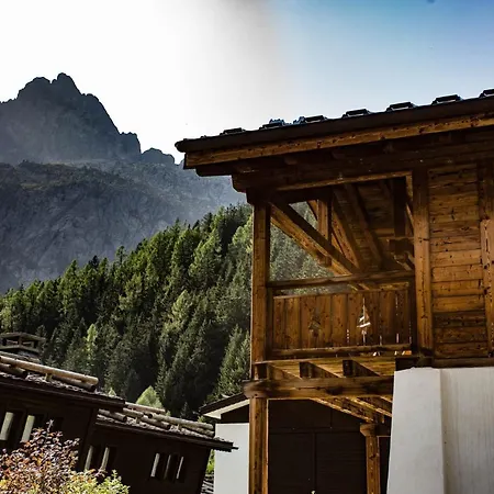 1155 - Montroc - * Chamonix